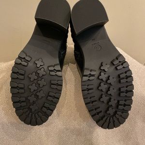 G by Guess Shoes - Guess heeled Combat boots New G by Guess Shoes - Guess heeled Combat boots New